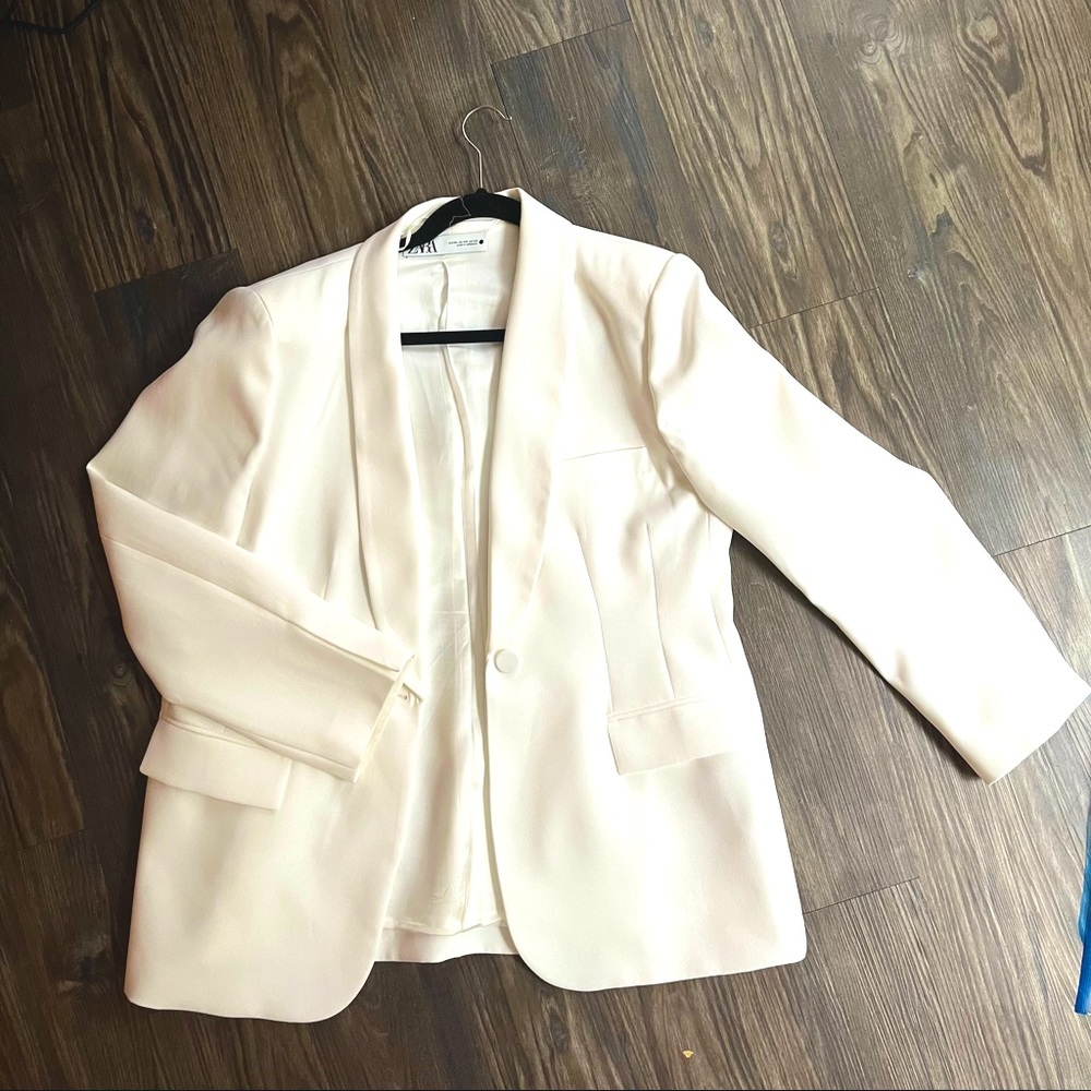 white ZARA tuxedo blazer